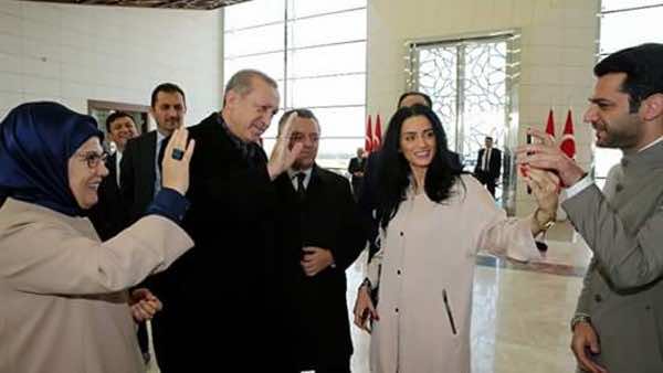 المغربية إيمان الباني: هذه علاقتي برئيس تركيا