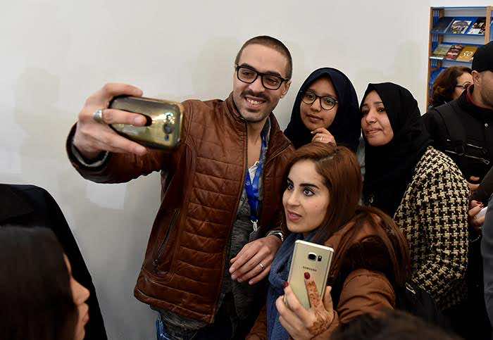 أسامة بسطاوي يكشف سبب إطلالته الجديدة – صور