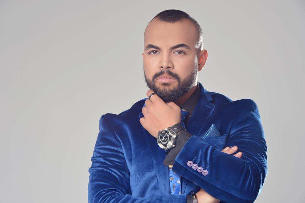 أيوب الحومي يصدر أغنية "صدفة حب" على شكل الكليب - فيديو