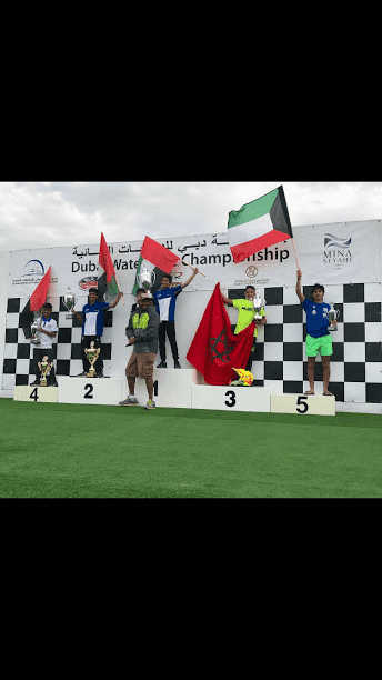 بطل مغربي يحل ثالثا في بطولة الإمارات الدولية للجيت سكي