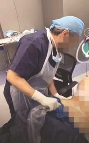 تطورات في قضية الطبيب الذي نشر فيديو لمريضته شبه عارية