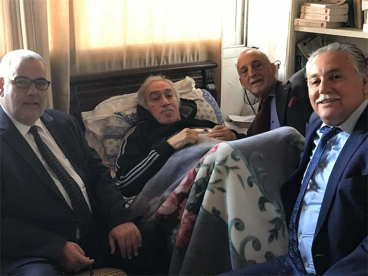 بنكيران في بيت الستوكي الذي يعاني من المرض وإهمال الدولة 