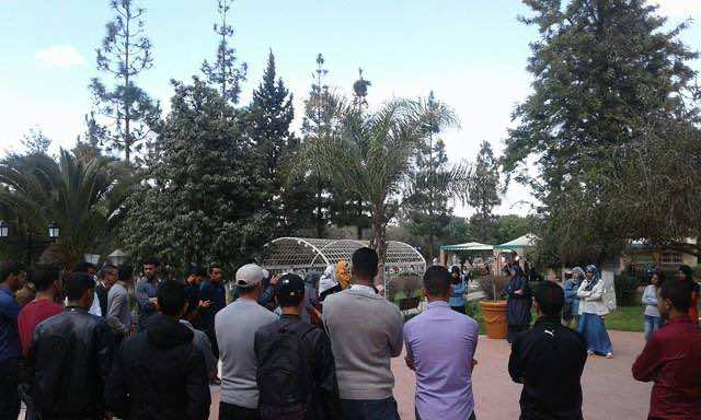 طلبة سطات يطالبون بتدقيق صفقات بوعامي