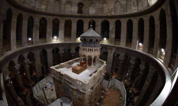 فتح موقع قبر المسيح في القدس أمام الزوار
