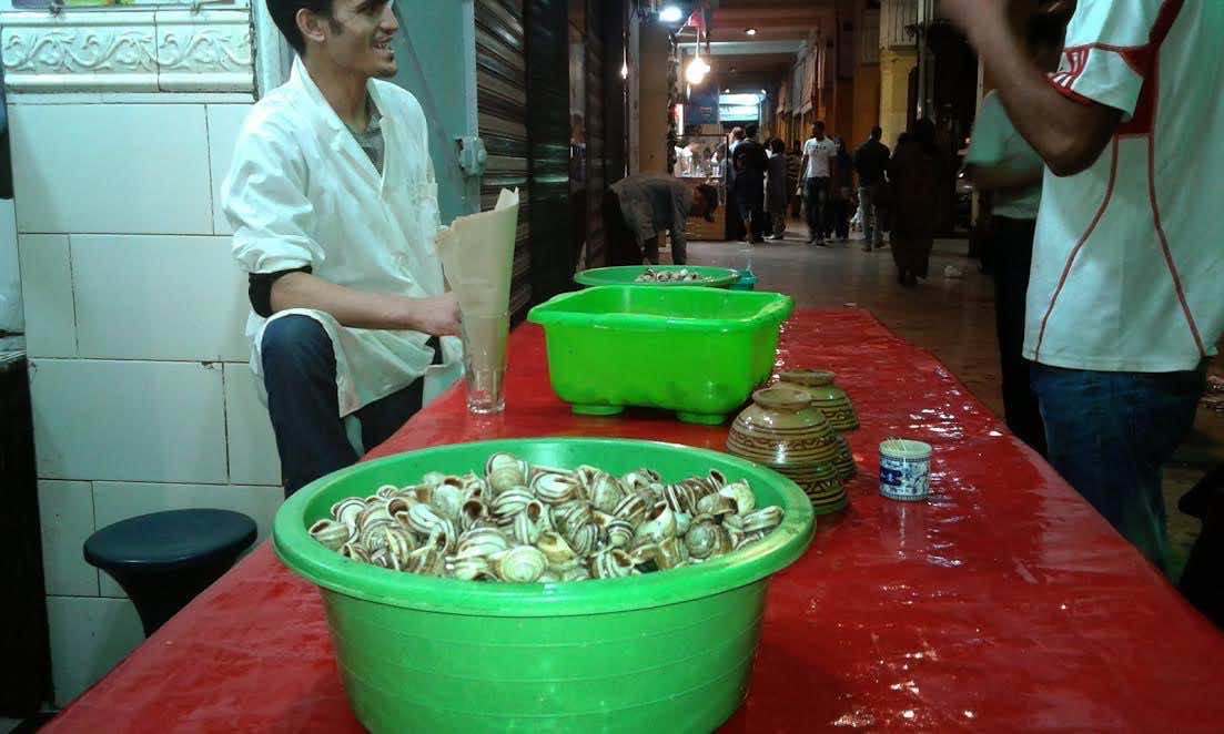 "الببوش".. أسرار تجارة تضمن ادخارا لا توفره وظائف الدولة 