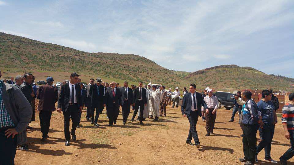 بنكيران يحضر جنازة زوج "العسالي" في خنيفرة