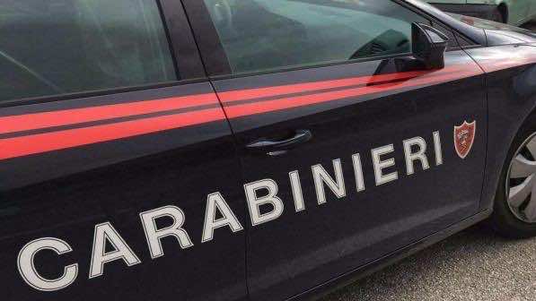 لإيهام الأمن الإيطالي..مغربي يوزع المخدرات بواسطة عربة ابنه الرضيع-فيديو
