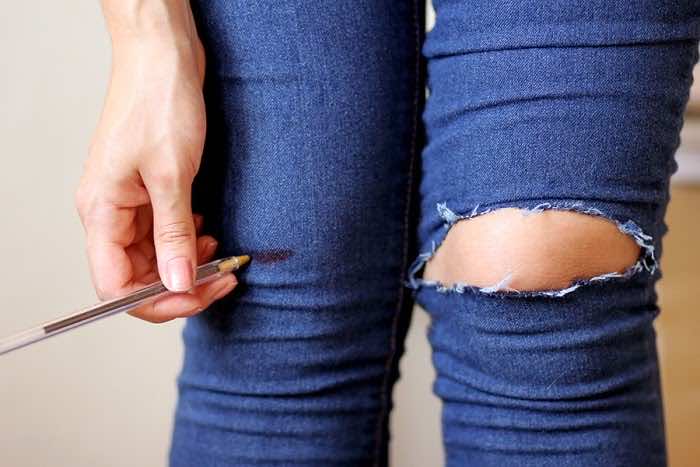 القضاء الإيطالي يُبعد مراهقة مغربية عن عائلتها بسبب لباسها