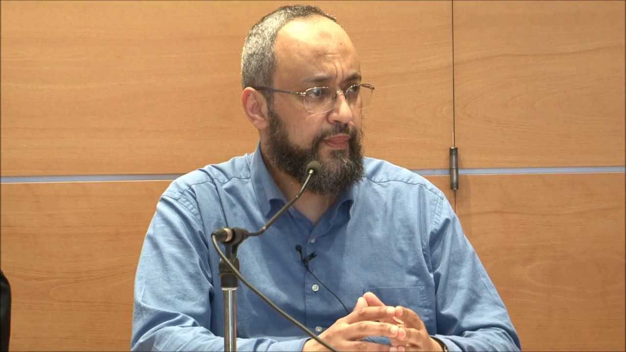 باريس تطرد حفيد مؤسس جماعة "الإخوان المسلمين"
