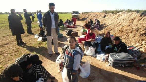 المغرب متخوف من حشد الجزائر لـ 1500 لاجئ سوري في الحدود