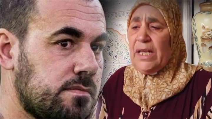 والدة الزفزافي: ناصر سلمني أسرار حياته قبل اعتقاله.. وسيظل بطلا -فيديو