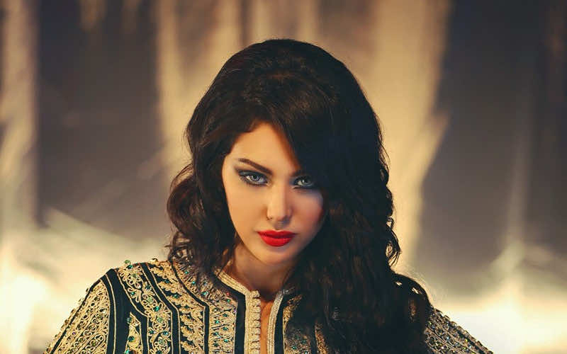 بعد بطولتها في فيلم "ألو ابتسام".. فنانات غاضبات من تسكت - فيديو