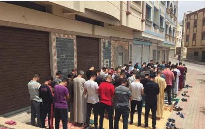 شباب الحراك يوجه نداء لإقامة صلاة الجمعة في الشوارع