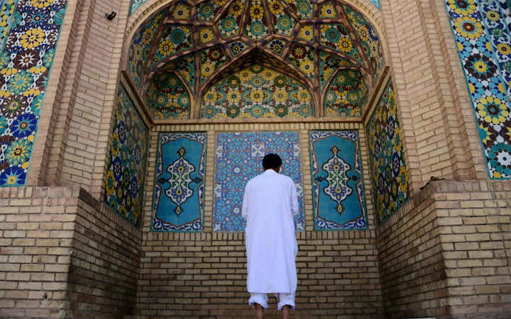 ارتفاع حصيلة الهجوم على مسجد إلى سبعة قتلى و15 جريحا