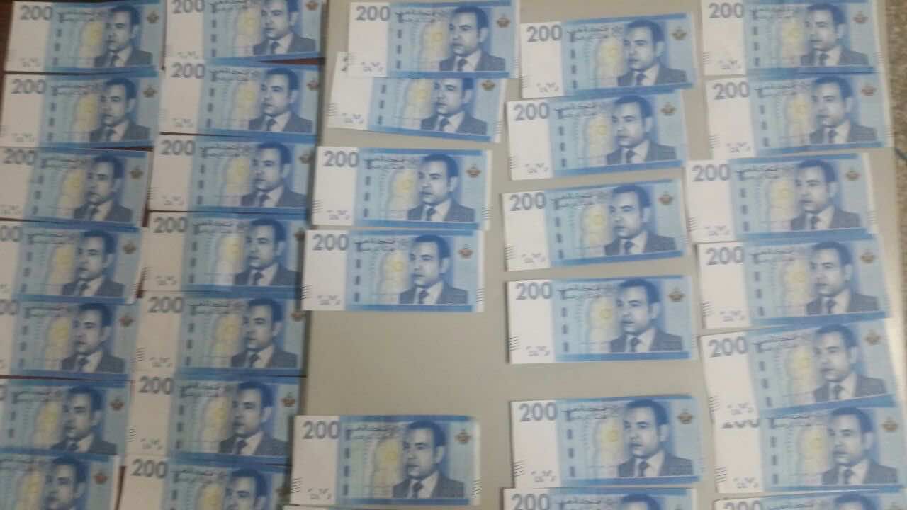 الأمن يحجز 3.5 مليون سنتيم مزورة تروج في افران ومكناس