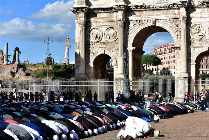 برلمانيون إيطاليون ينشدون الإستفادة من التدبير الديني في المغرب