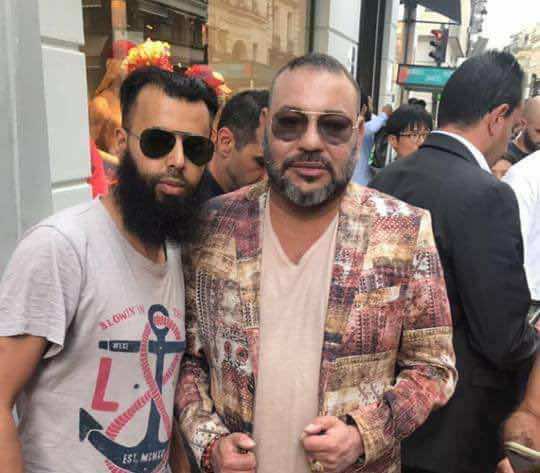 مغربي من كلميم يلتقي الملك للمرة الرابعة في باريس - صور