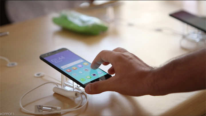 OPPO تطلق الخميس المقبل هاتف جديد بـ3399 درهم