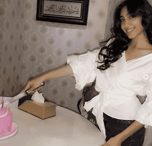"شقيقة دنيا باطمة: "أنا واحلة ليكم وما علاباليش بحلا ترك