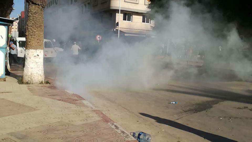 مشاهد استثنائية من يوم "مرعب" بالحسيمة- ألبوم صور
