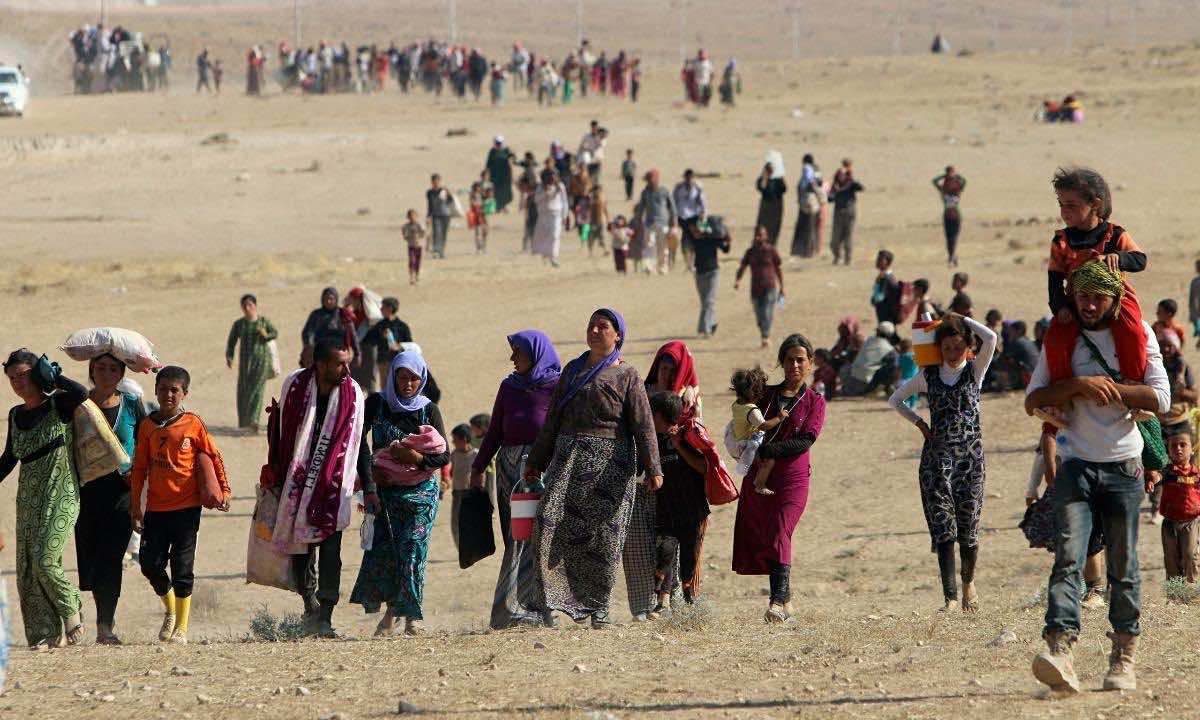 رغم هزيمة داعش.. أكثر من 830 ألف نازح لا يزالون عالقين خارج الموصل