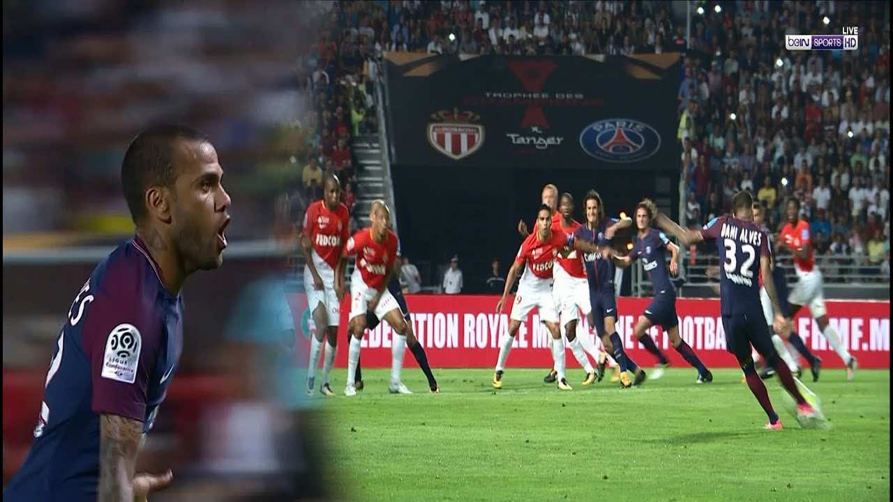 باريس سان جيرمان يتوج بـ"السوبر الفرنسي" من طنجة