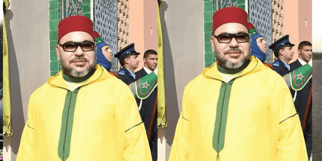 جلاليب الملك المرحة والملوّنة تحدث "ثورة" في عالم الأزياء