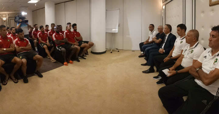 لقجع يزور لاعبي المنتخب الوطني قبل موقعة الفراعنة