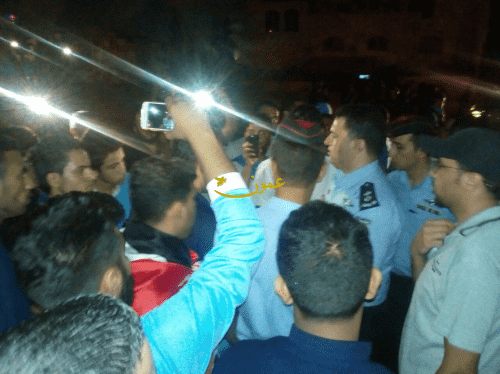 بعد نهائي البطولة العربية.. جماهير الفيصلي تتجمهر أمام السفارة المصرية بالأردن للاحتجاج