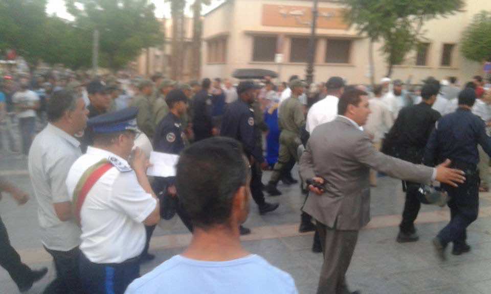 أمن وجدة يمنع احتجاجات تنديدا بوفاة العتابي وتضامنا مع الريف - فيديو