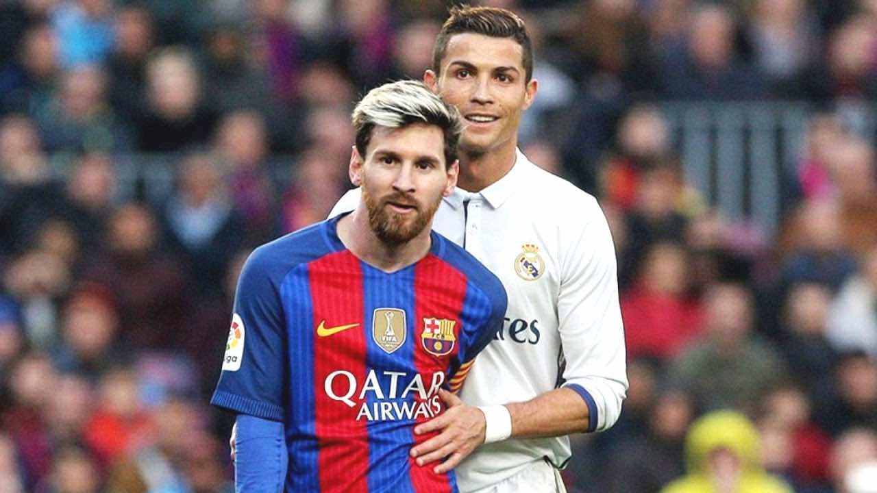 ميسي ورونالدو يتنافسان على لقب أفضل لاعب في العالم
