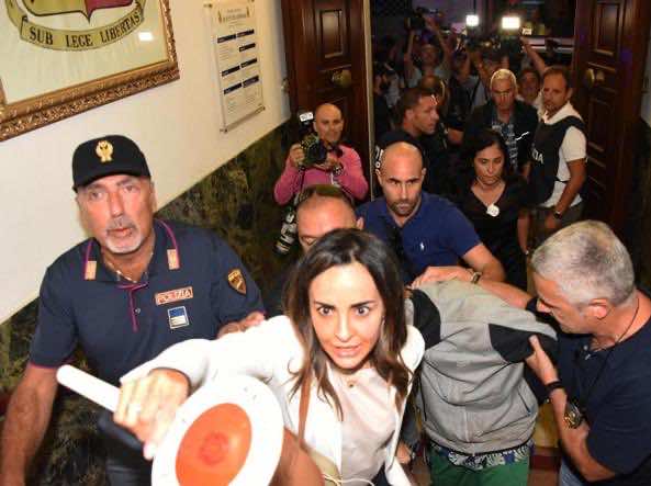 اغتصاب جماعي لفتاة بشاطئ..بولونيا تطالب بتسليم الفاعلين المغاربة