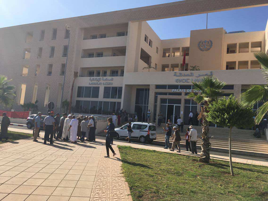 مصاعد قصر العدالة الجديد بالرباط تتعرض لأعطال.. وهبي: لا يتم احترام طاقتها الاستيعابية