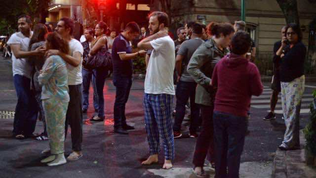 زلزال بقوة 8 درجات يضرب المكسيك والحصيلة 15 قتيلا