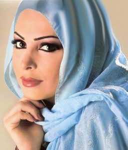 بعد ارتدائها الحجاب أمل حجازي ترد على منتقديها