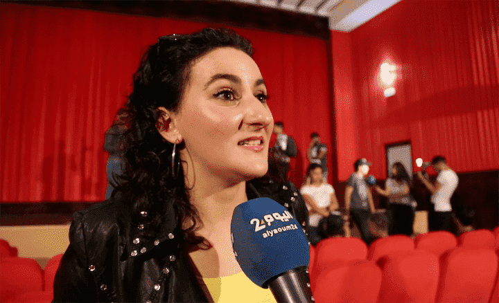 رجاء لطفين: ضرباتني حمارة فالصغر فحولتني من "منونخة" إلى صاحبة موهبة - فيديو