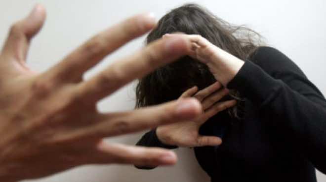 زوج يفرغ رصاصتين في رأس زوجته بضواحي خنيفرة!