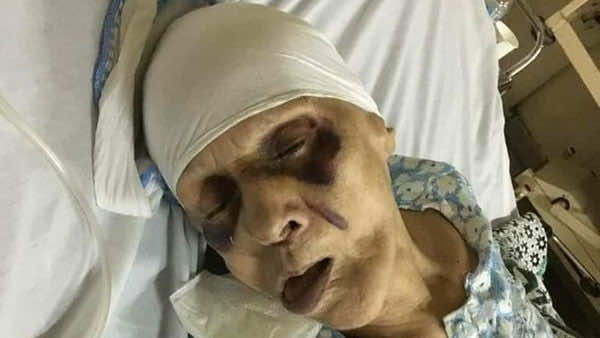 ابن عاق عذّب والدته المسنة وضربها حتى الموت إرضاءً لزوجته!