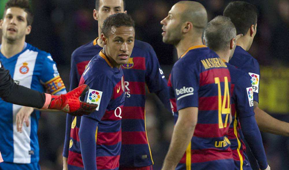 بعد نيمار..قائد برشلونة يغادر الفريق!