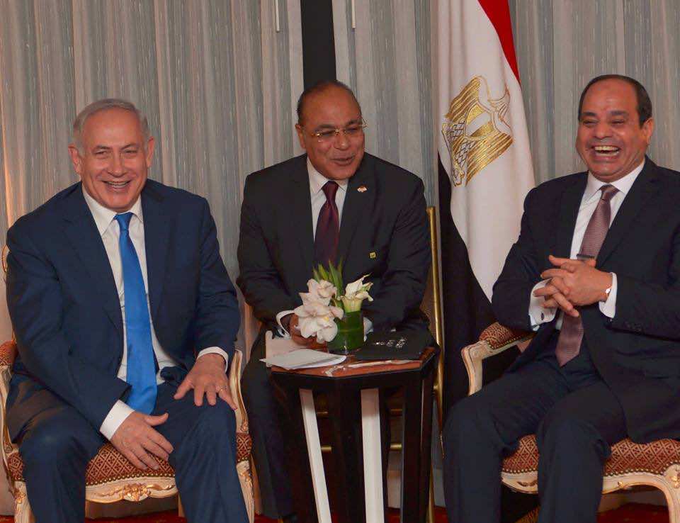 لأول مرة منذ توليه الرئاسة.. السيسي يجتمع بنتنياهو