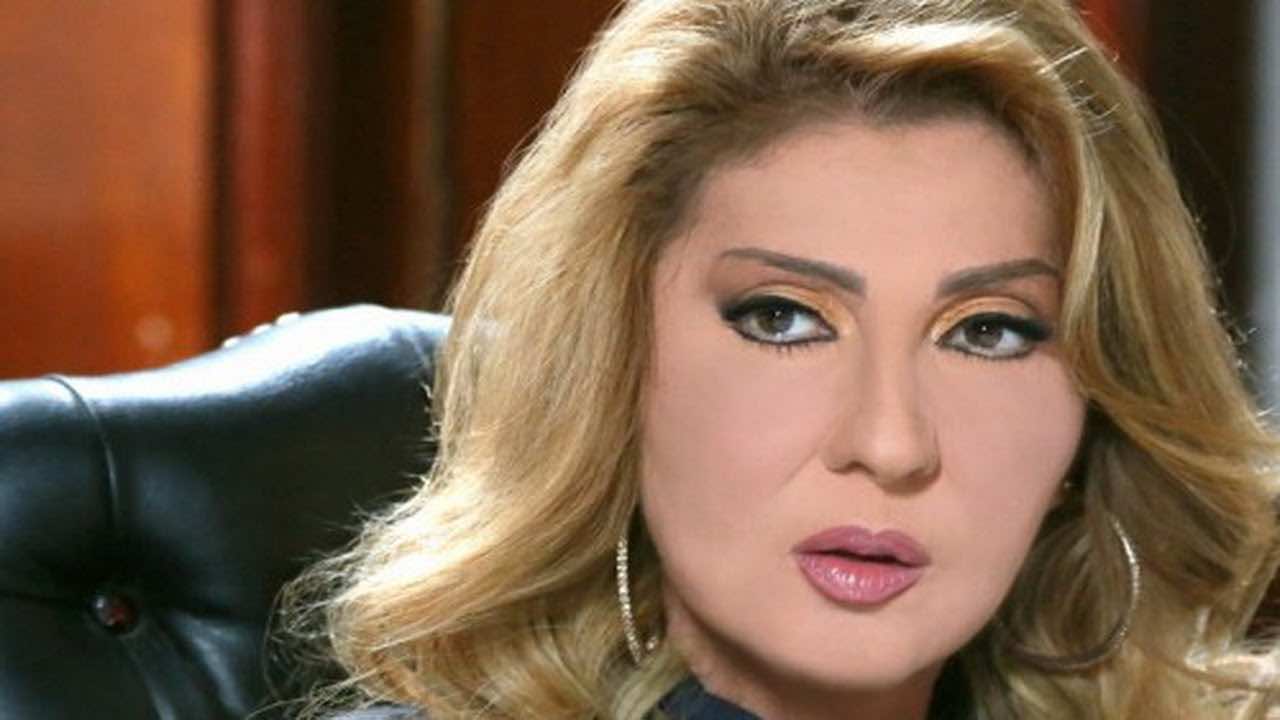 نادية الجندي تنشر صورتها مع ابنها وتقاربهما سنا يخلق الجدل - صورة