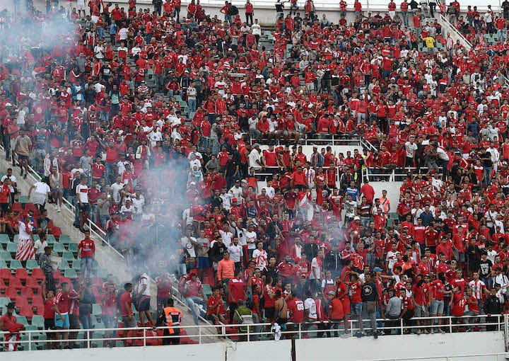جماهير الوداد تحتفل بعاشوراء من المدرجات - صور