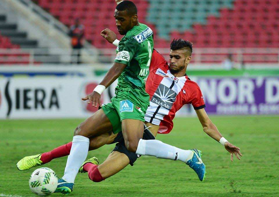 كأس العرش..الفتح يفرض التعادل على الرجاء الرياضي-صور