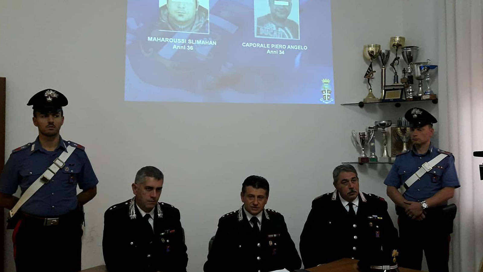 إيطاليا تفكك شبكة لسرقة الألواح الشمسية يتزعمها مغاربة