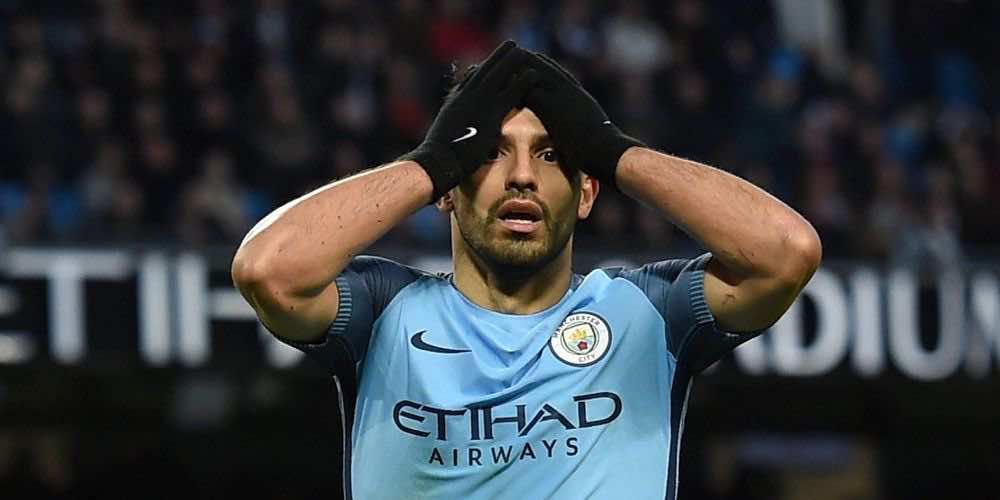 نجم المان سيتي يتعرض لحادثة سير!
