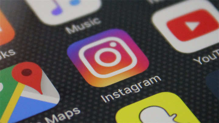 بينهم سيلينا.. إنستغرام تواجه قرصنة لسرقة بيانات المشاهير