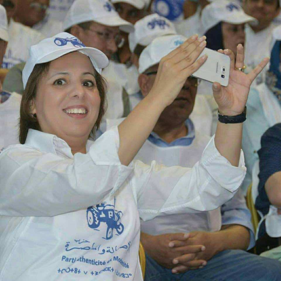 سهيلة الريكي... العلبة الصوتية لدى إلياس التي "قد تصمت"!