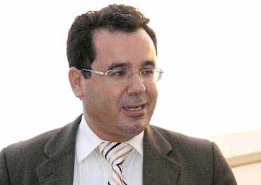 فؤاد العماري.. استثمار العائلة