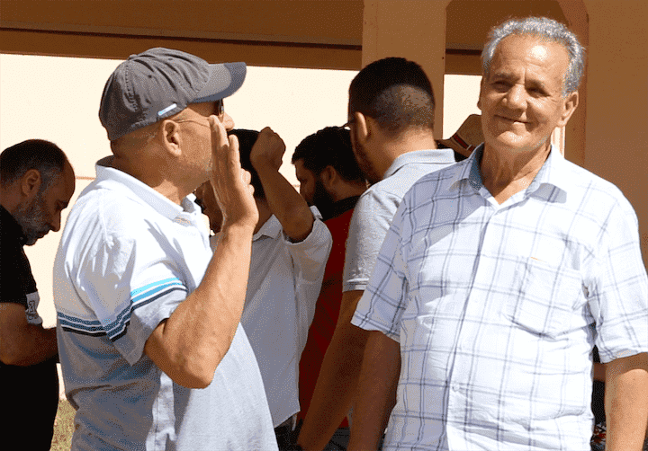والد الزفزافي: واهم من يظن أن ابني "غادي يحماق" في السجن - فيديو