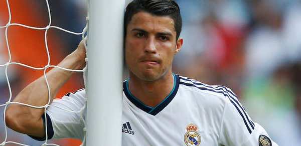 المان يونايتد يصدم ريال مدريد ويعرض صفقة فلكية لاستعادة رونالدو